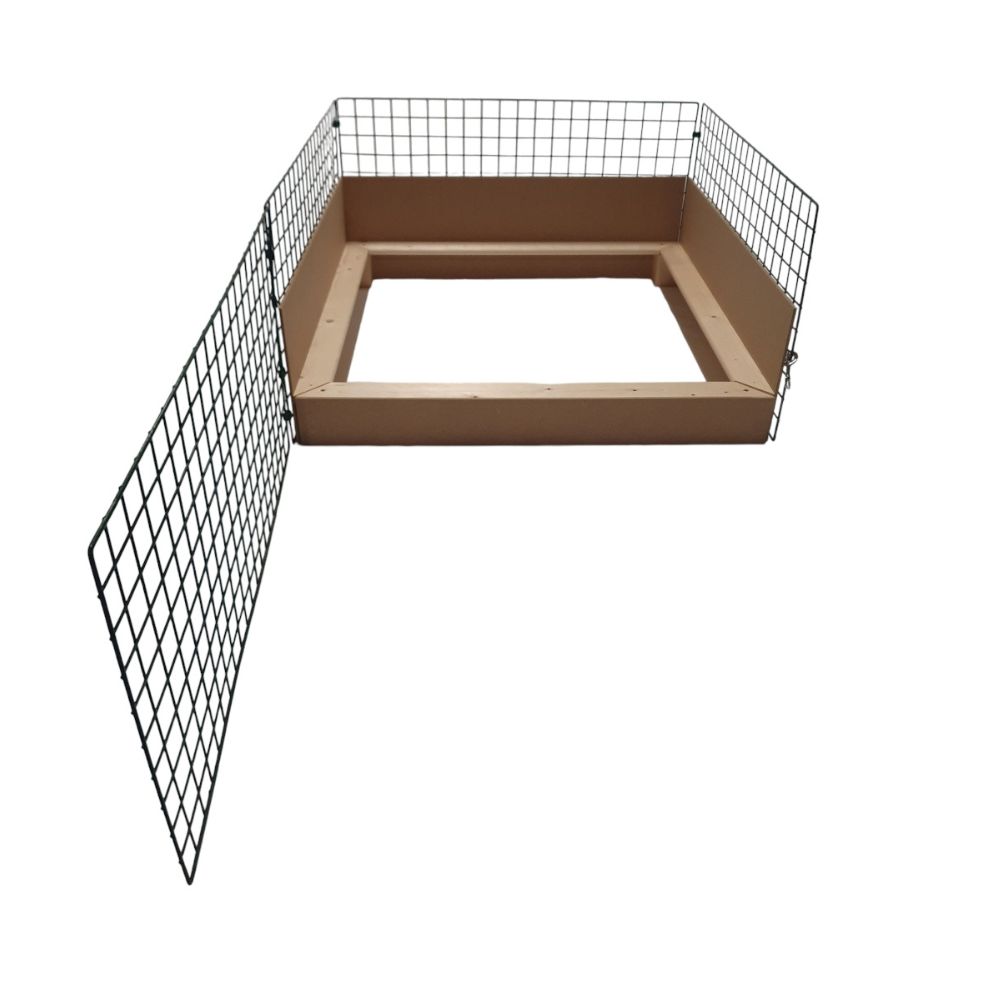 1m x 1m Whelping Box Including Timber Insert.