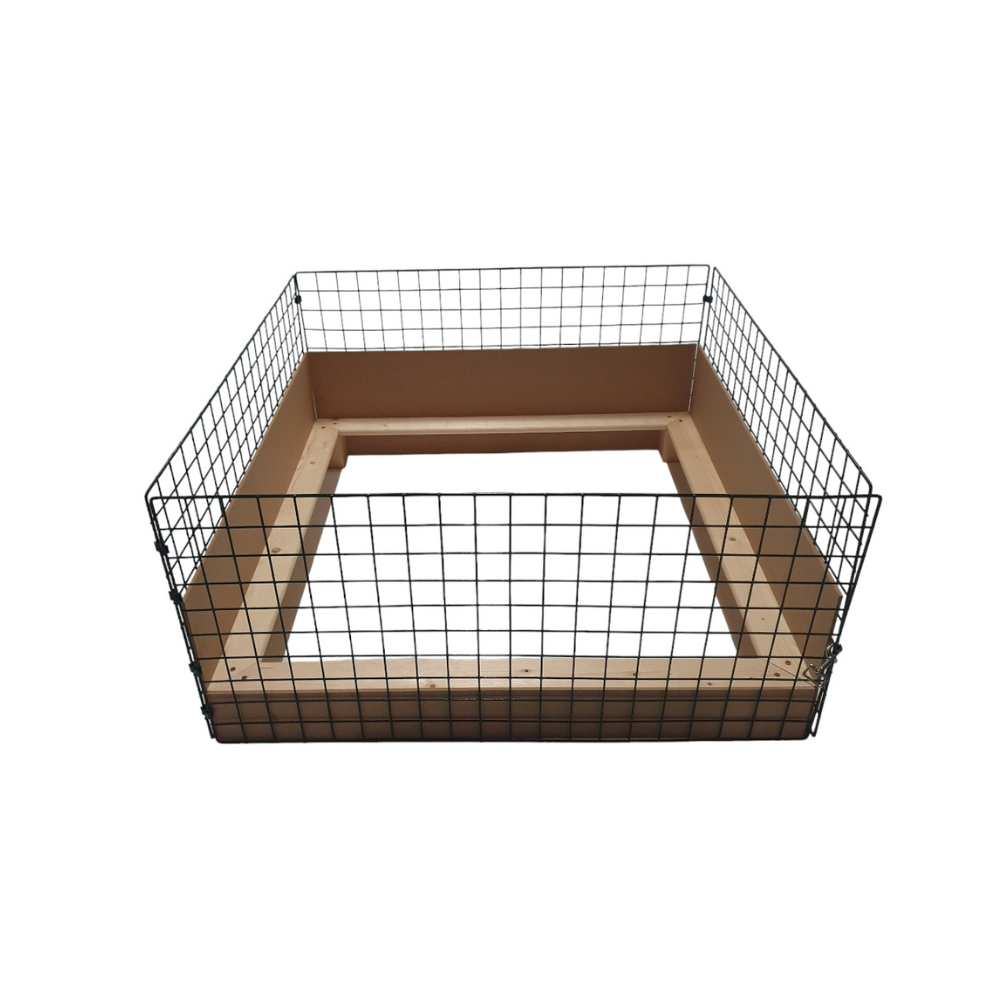 1m x 1m whelping pen and accessories