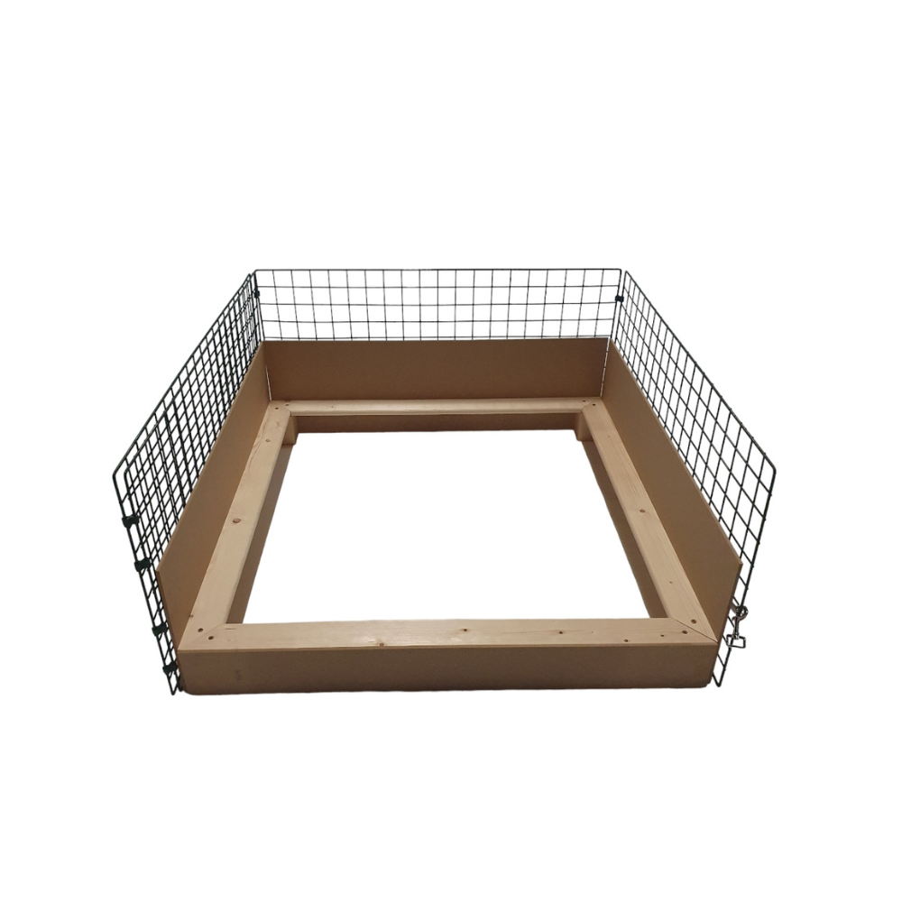 1m x 1m Whelping Box Including Timber Insert.