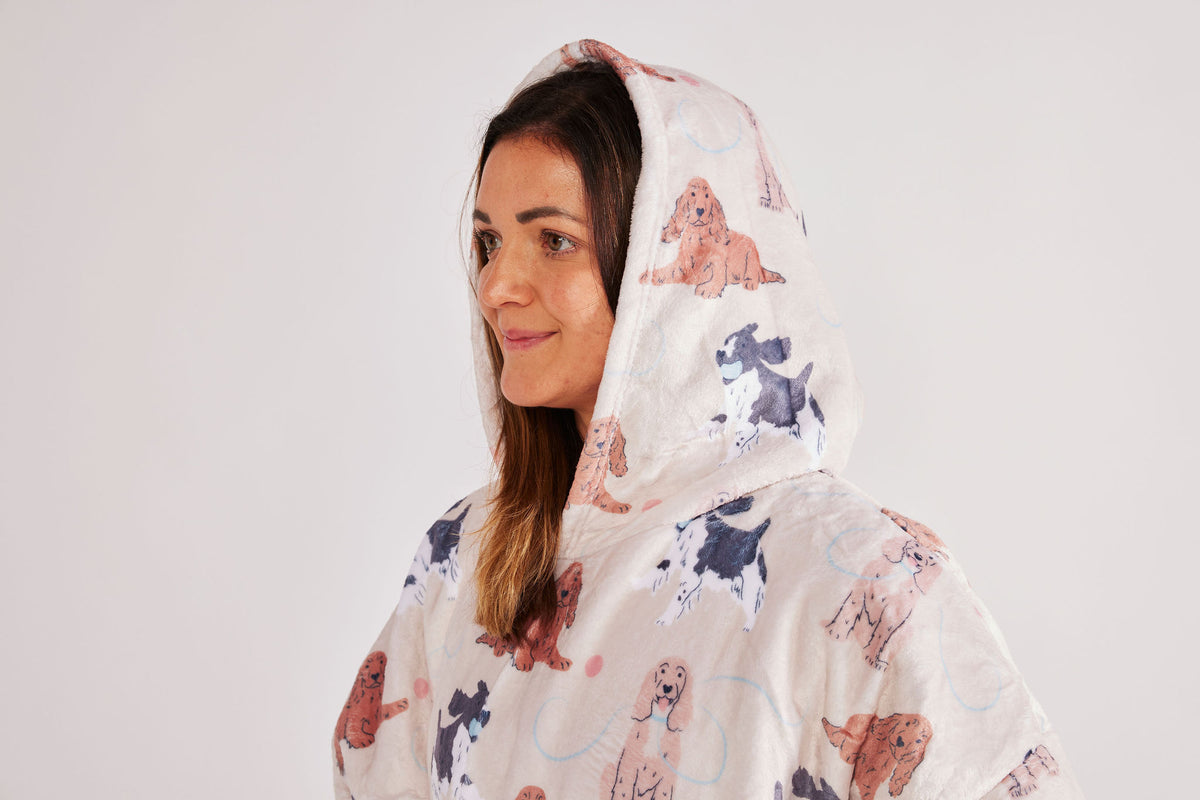 Luxury Spaniel Print Oversized Sherpa Hoodie Blanket