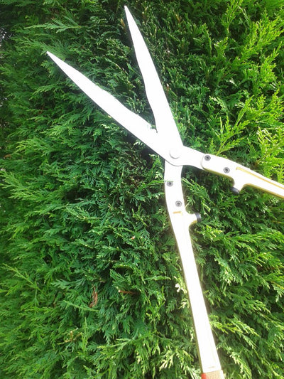 Barnel Hedge Shears with Wavy Edged Blade B1010L