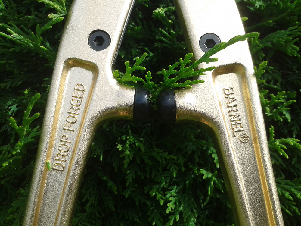 Barnel Hedge Shears with Wavy Edged Blade B1010L